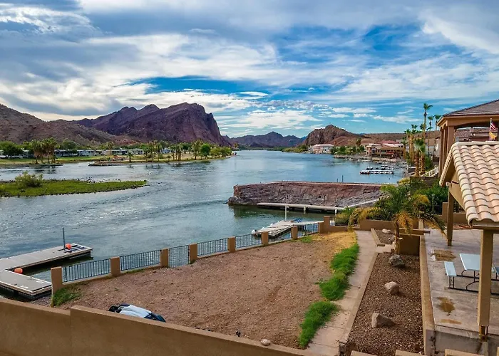 Grand Riverfront, Private & Boat Dock